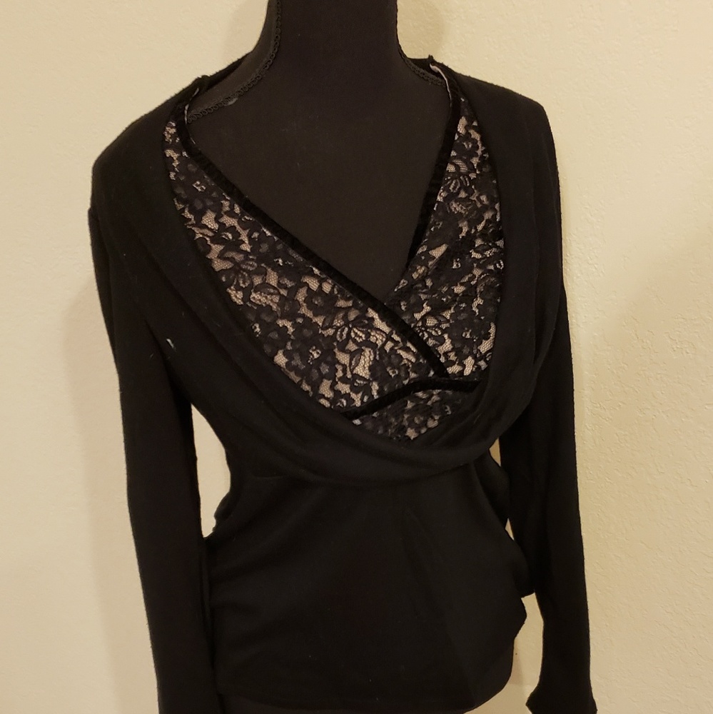 Adrianna Papell long sleeve shirt with lace